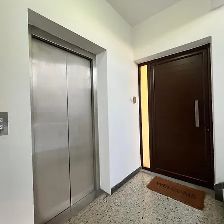 River View In Center