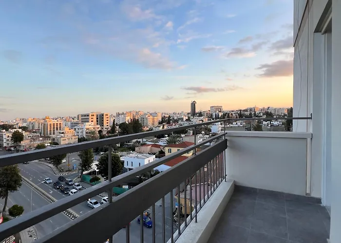 Lägenhet River View In Center Nicosia